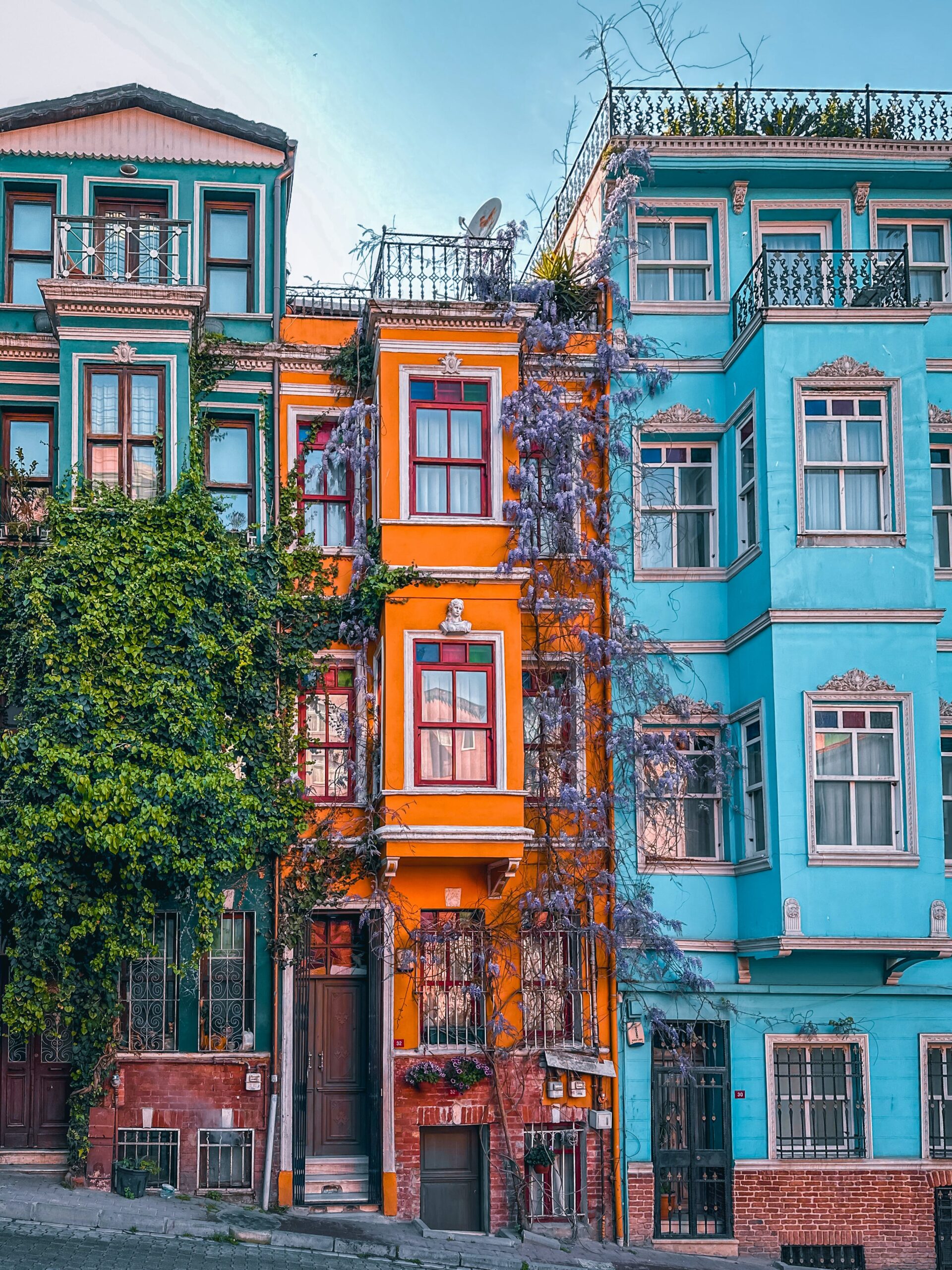 Explore Fairytale Streets of Istanbul